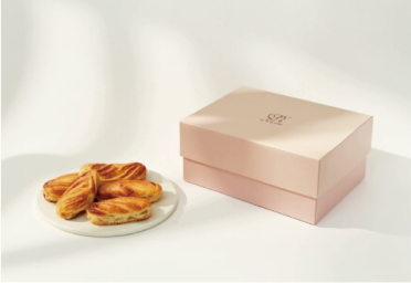 チョコレートとお菓子のギフトボックス